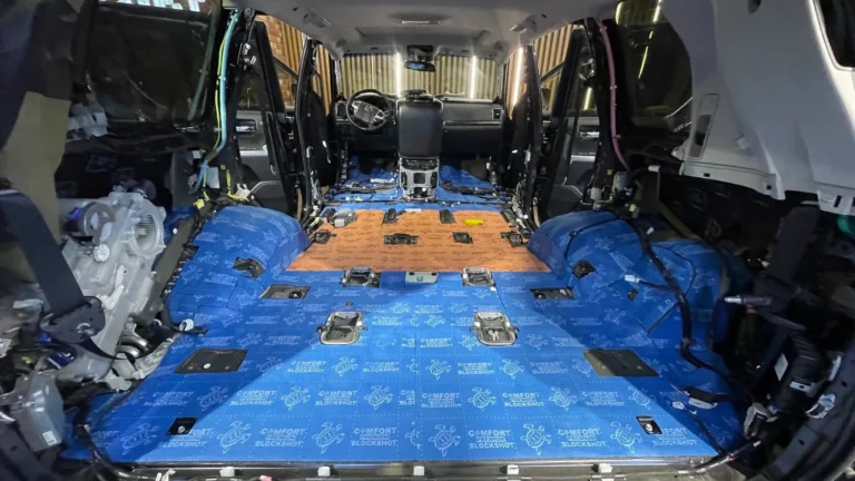Шумоизоляция пола Land-Cruiser-200-2013-3